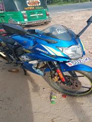 Suzuki Gixxer SF